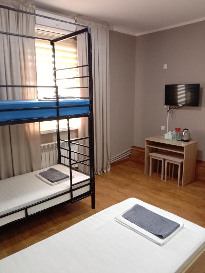 Station Hostel Atyraū Esterno foto