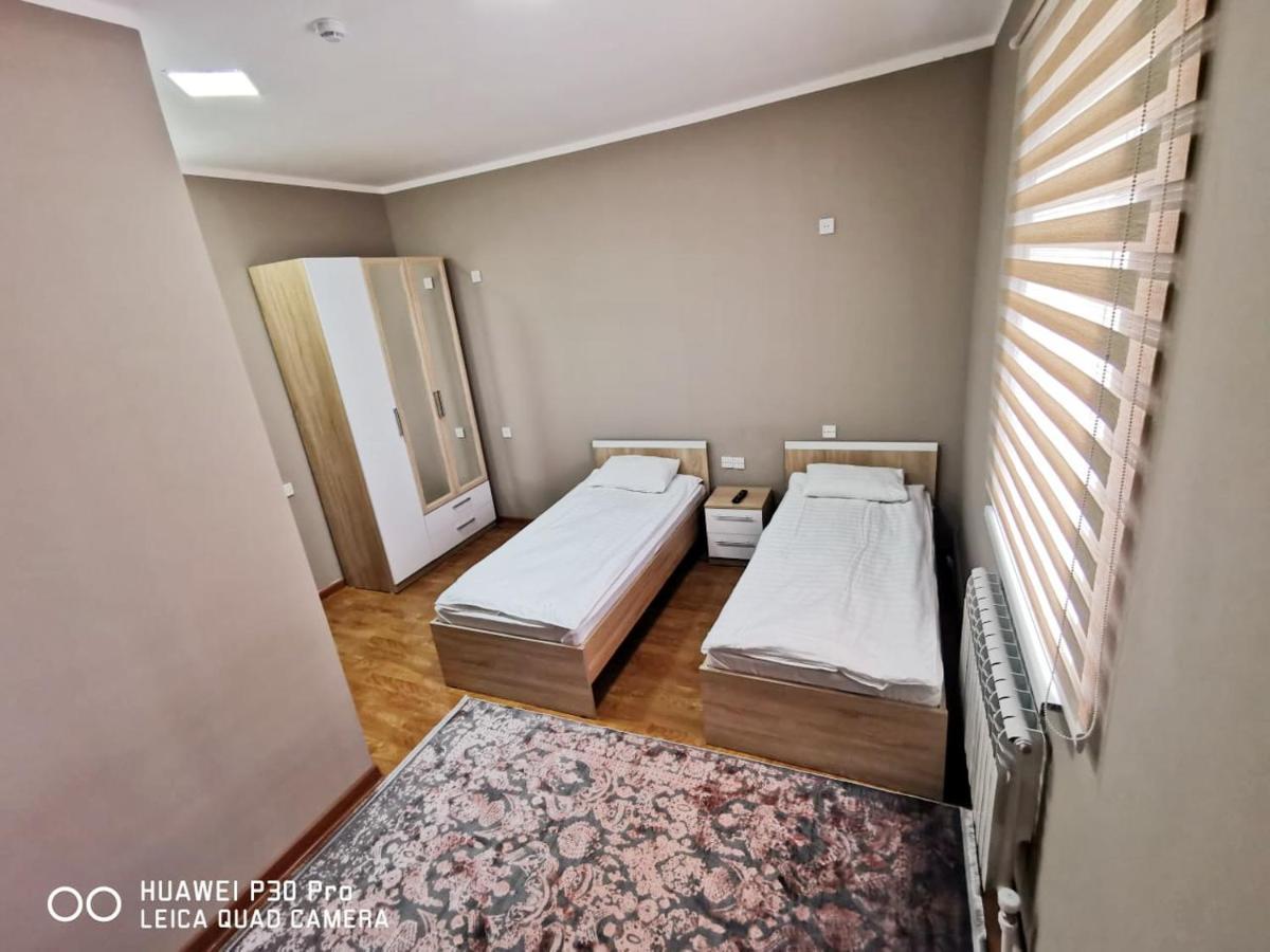 Station Hostel Atyraū Esterno foto