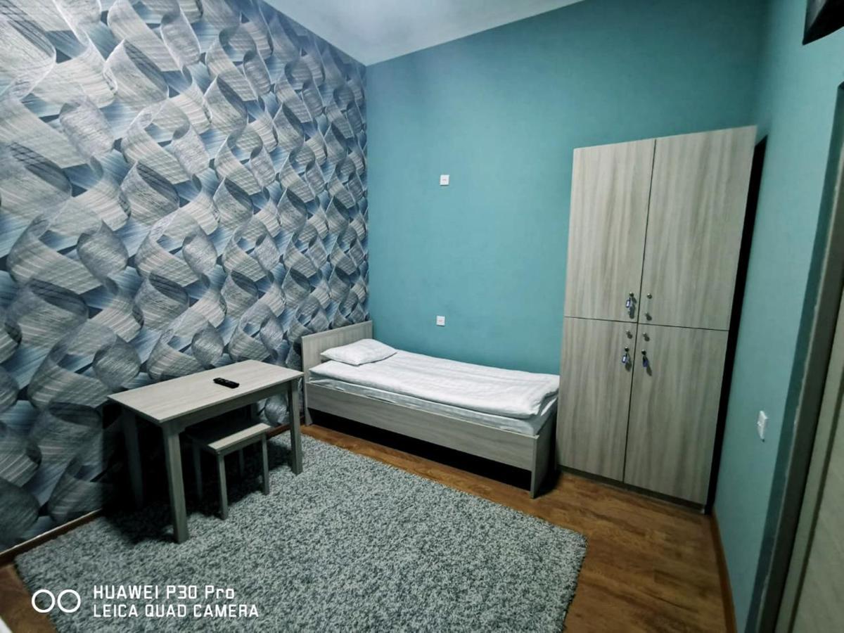 Station Hostel Atyraū Esterno foto